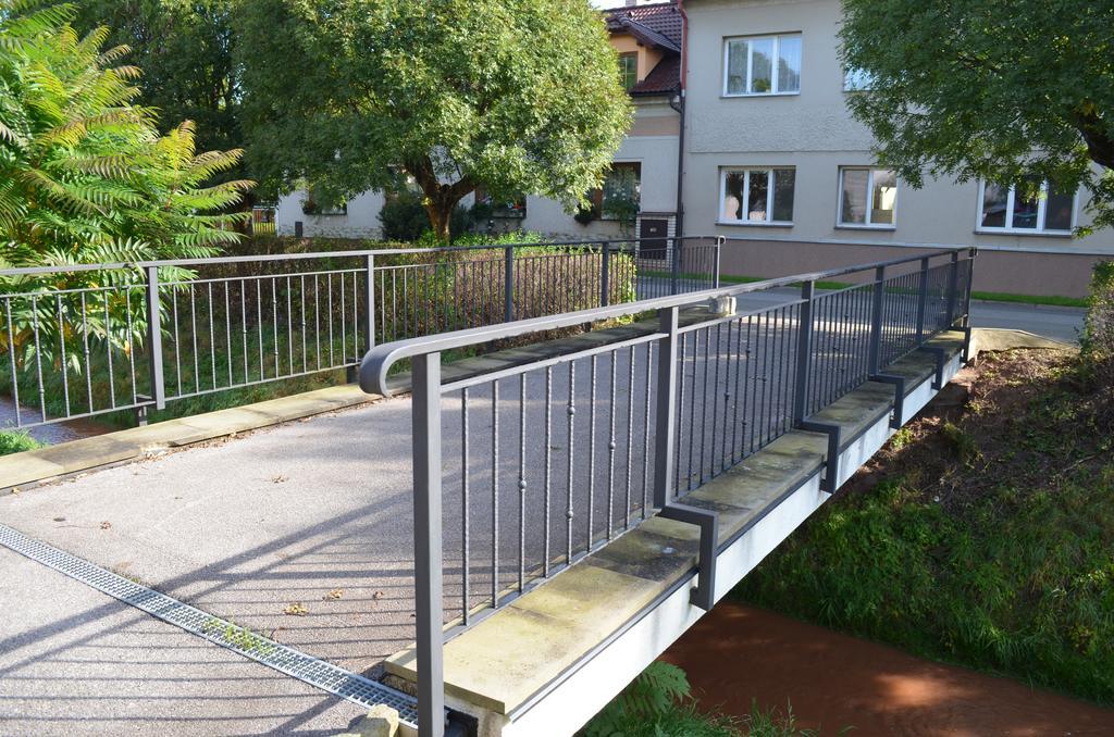 Hotel U Kapra Lázně Bělohrad Екстериор снимка