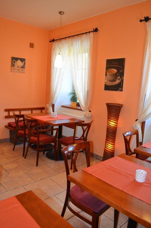 Hotel U Kapra Lázně Bělohrad Екстериор снимка